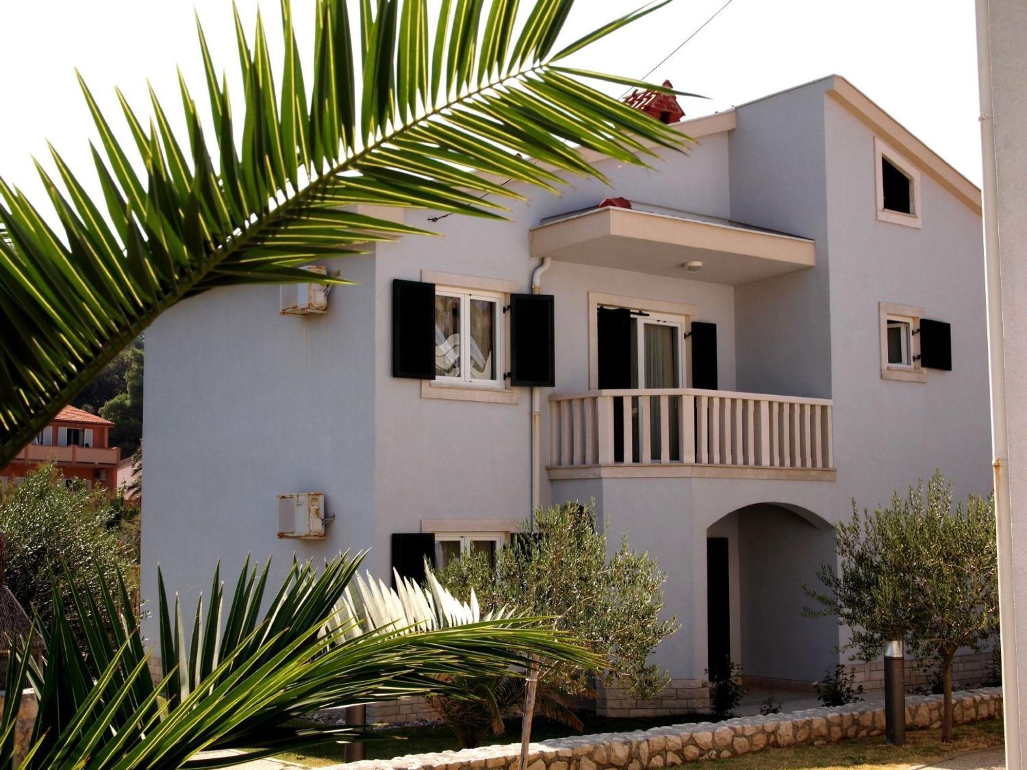 Villas Rab Palit Luaran gambar